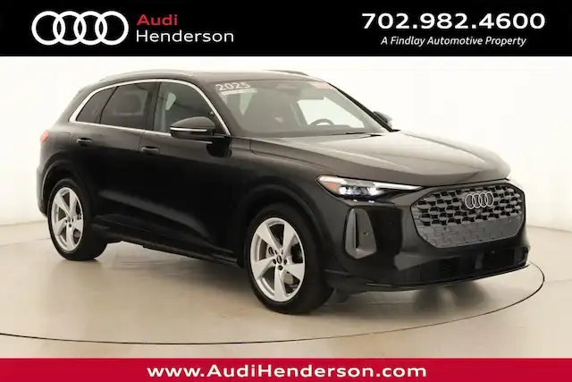 2025 Audi Q5 40 Prestige's photo