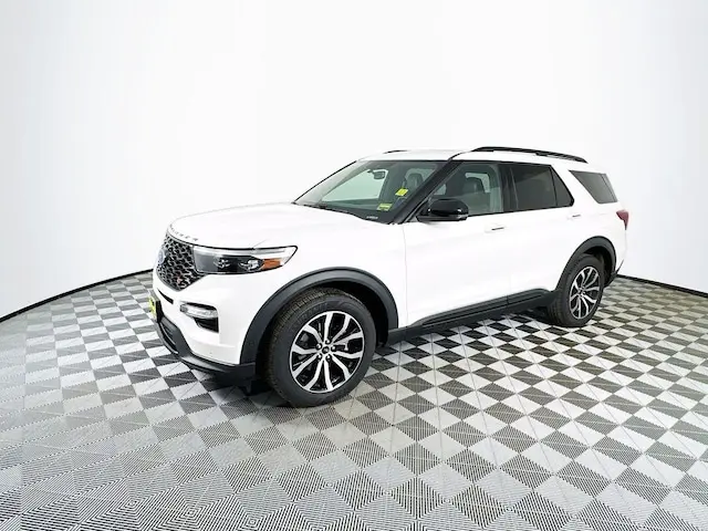 2020 Ford Explorer ST 4WD photo 3