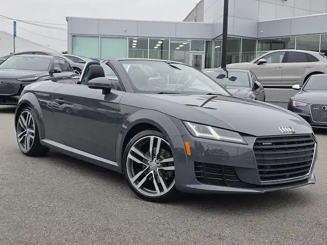 2017 Audi TT 2.0T quattro S tronic's photo
