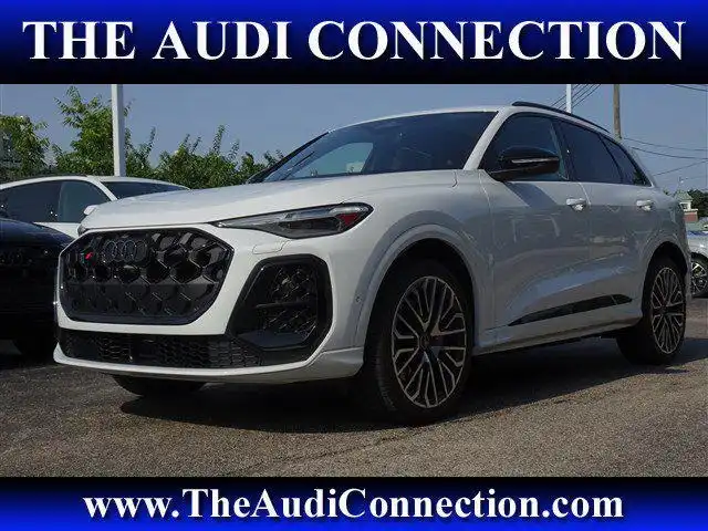 2025 Audi SQ5 Premium Plus quattro's photo