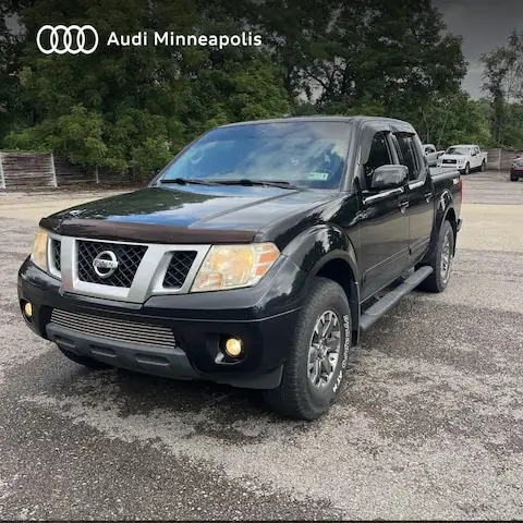 2016 Nissan Frontier 4.0 PRO-4X Crew Cab 4WD MT's photo