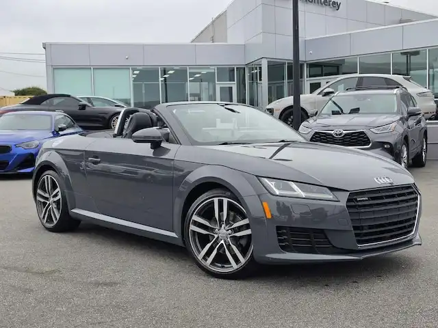 2017 Audi TT 2.0T quattro S tronic's photo