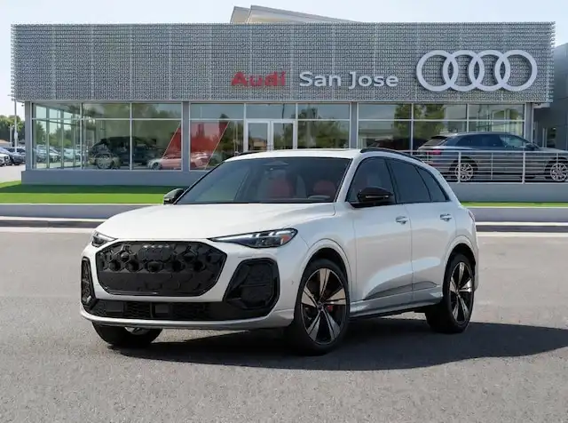 2026 Audi SQ5 Prestige quattro's photo