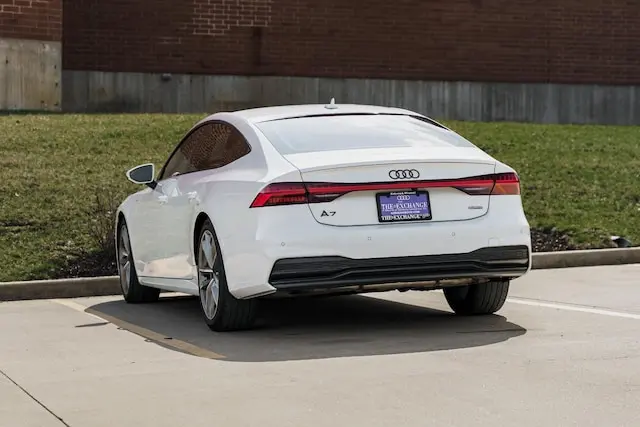 2023 Audi A7 55 Premium Plus quattro S tronic photo 5