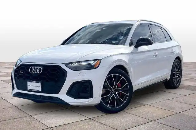 2024 Audi SQ5 Prestige's photo