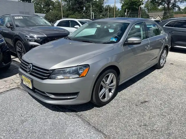 2014 Volkswagen Passat 1.8T SE Auto PZEV's photo