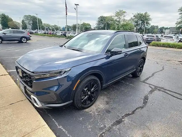 2024 Honda CR-V Hybrid Sport Touring AWD's photo