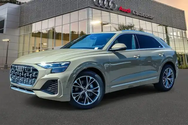 2026 Audi Q8 55 Premium Plus quattro Tiptonic's photo