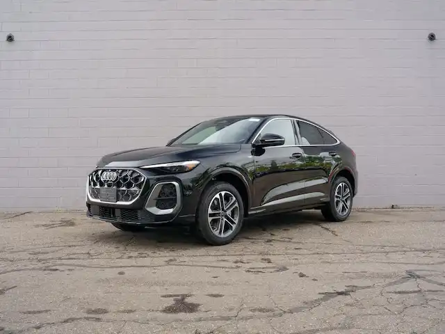 2026 Audi Q5 Sportback Premium Plus quattro's photo