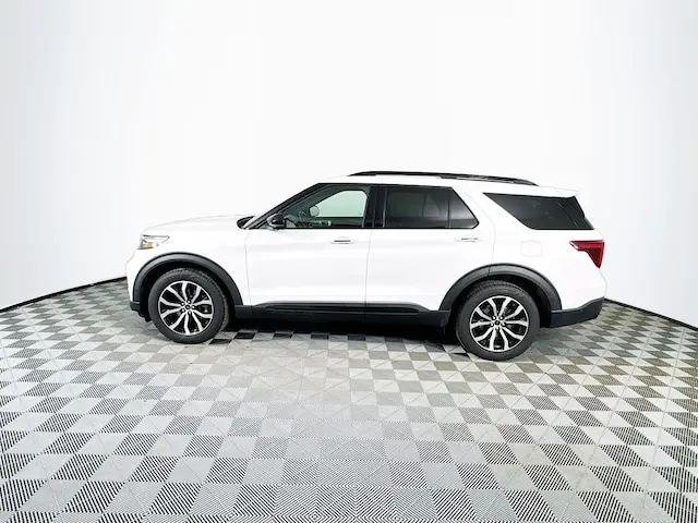 2020 Ford Explorer ST 4WD photo 4