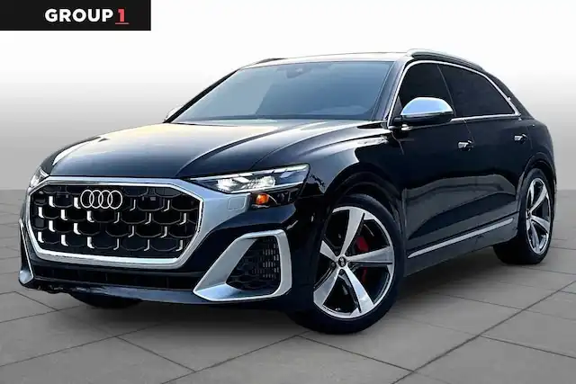 2024 Audi SQ8 Premium Plus's photo