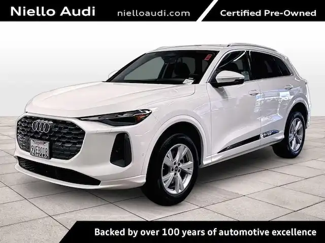 2025 Audi Q5 40 Premium's photo