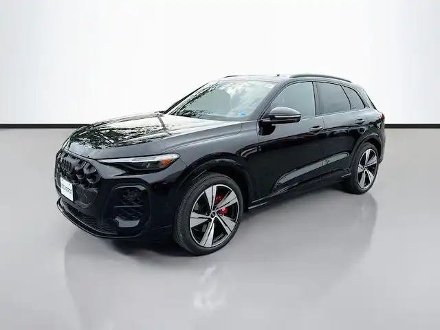 2026 Audi SQ5 Prestige quattro's photo