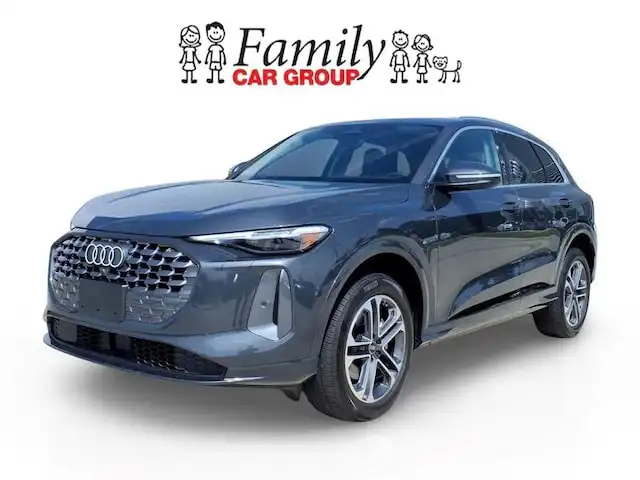 2025 Audi Q5 40 Premium Plus's photo