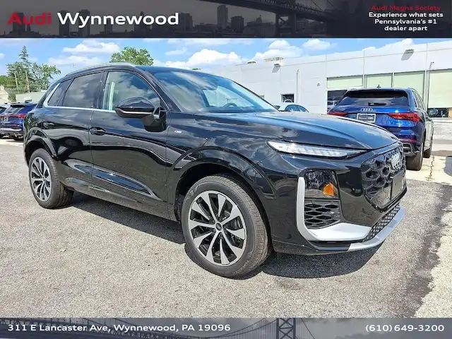 2026 Audi Q3 S line quattro's photo