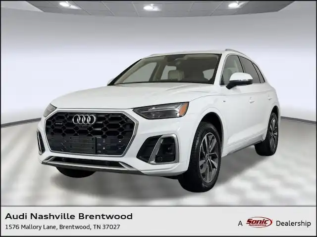2024 Audi Q5 45 Premium Plus's photo