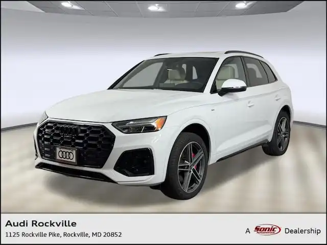 2024 Audi Q5 55 e Premium Plus's photo