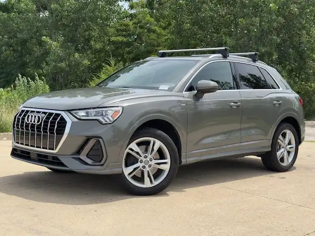 2020 Audi Q3 45 TFSI S Line Premium Plus quattro's photo