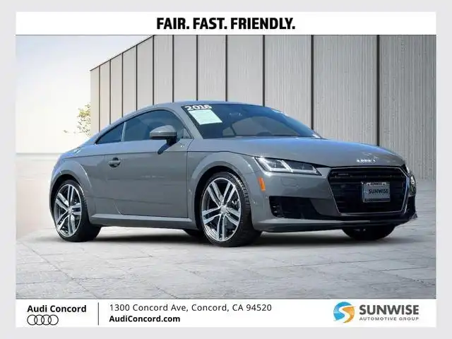 2016 Audi TT 2.0T quattro S tronic's photo