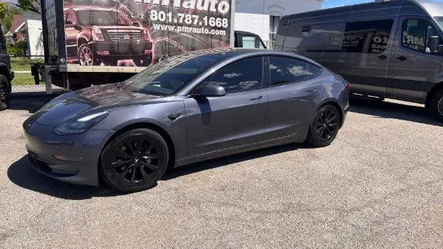 2023 Tesla Model 3 Base photo 5