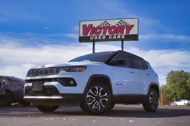 2023 Jeep Compass Limited 4WD's photo