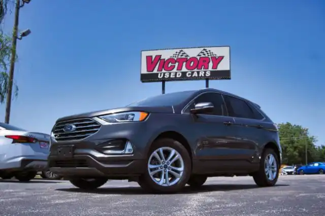 2019 Ford Edge SEL's photo