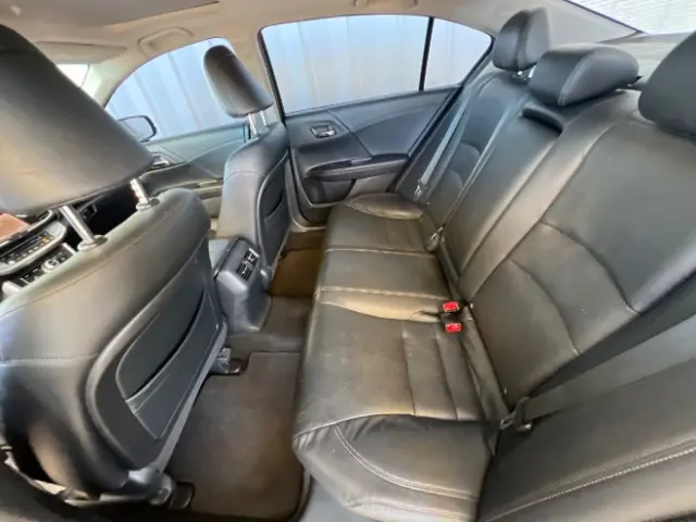 2013 Honda Accord EX-L Auto photo 3