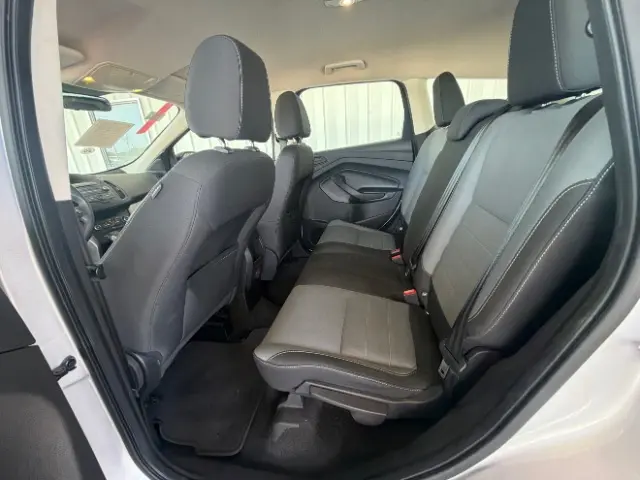 2017 Ford Escape S photo 3