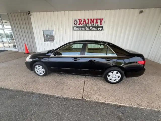 2005 Honda Accord LX 5AT's photo