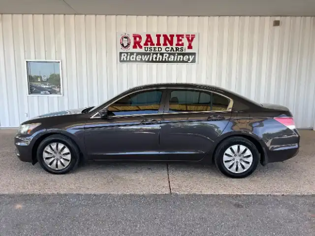 2011 Honda Accord LX Auto's photo
