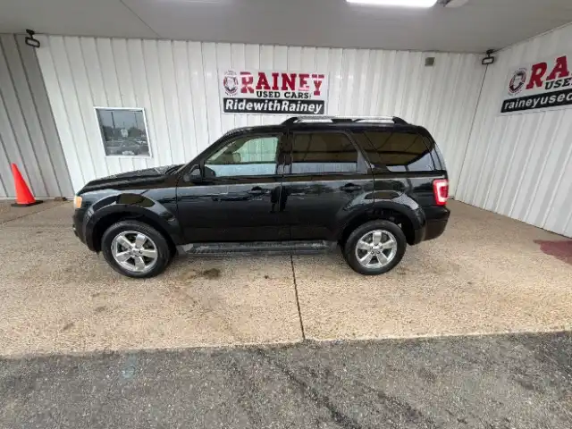 2012 Ford Escape Limited's photo