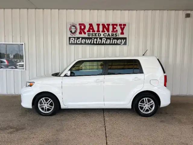 2013 Scion xB 10 Series's photo