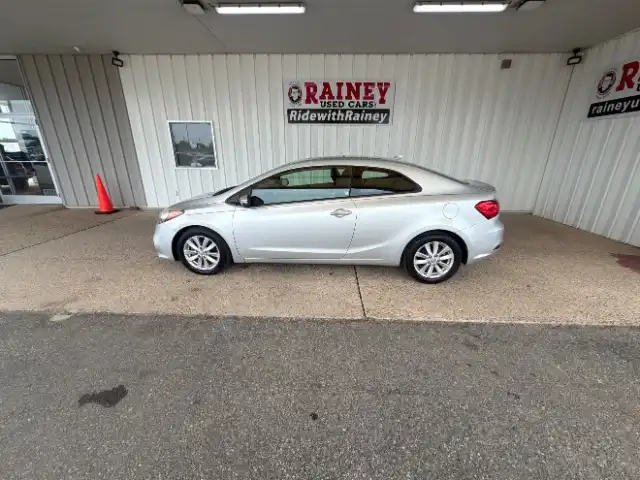 2016 Kia Forte EX AT's photo