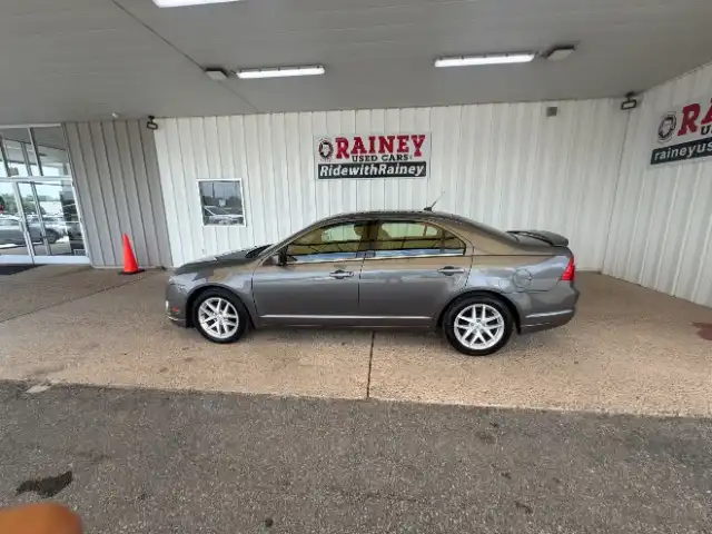 2012 Ford Fusion I-4 SEL's photo