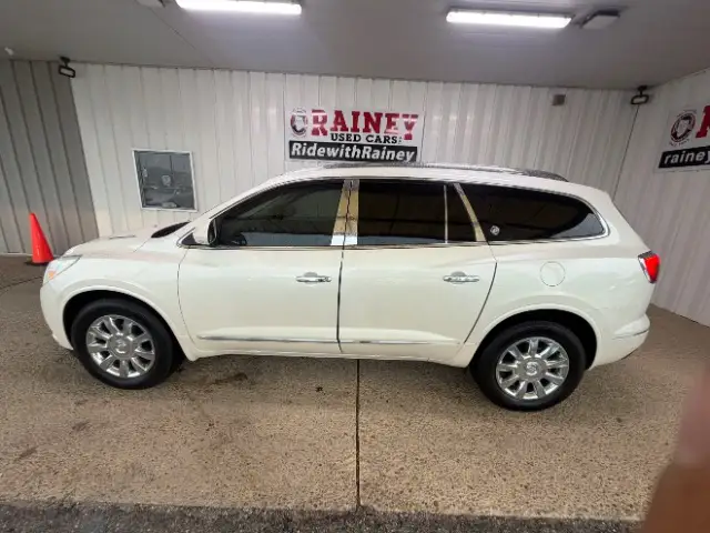 2013 Buick Enclave Leather photo 1