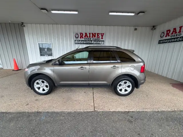 2013 Ford Edge SEL photo 1