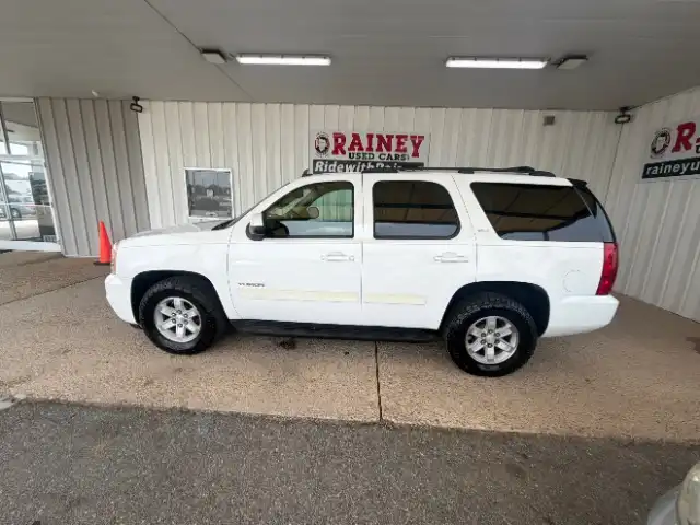 2012 GMC Yukon 2WD SLT's photo