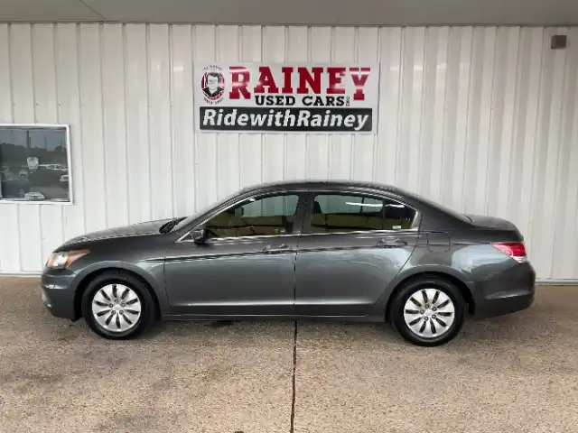 2011 Honda Accord LX Auto's photo