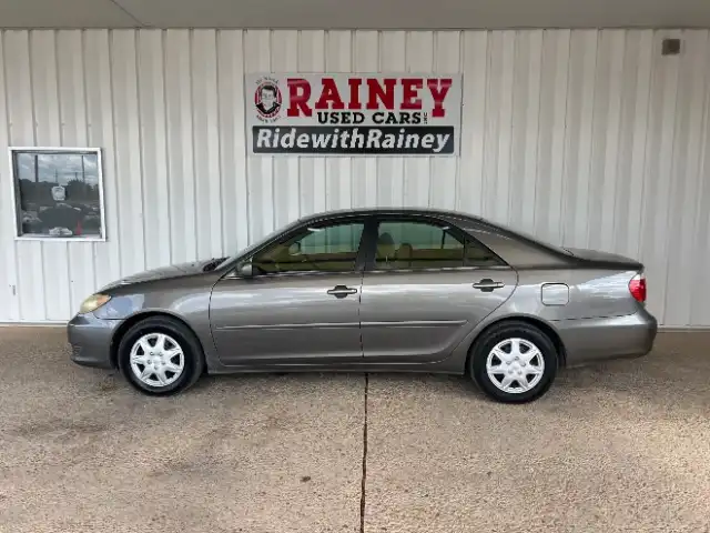2006 Toyota Camry LE 5AT's photo