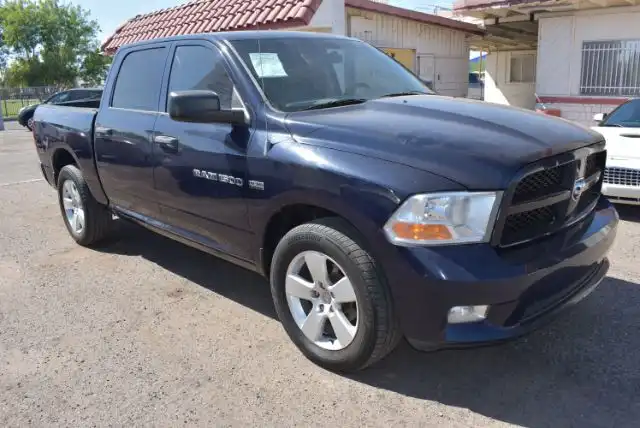 2012 RAM 1500 ST Crew Cab's photo