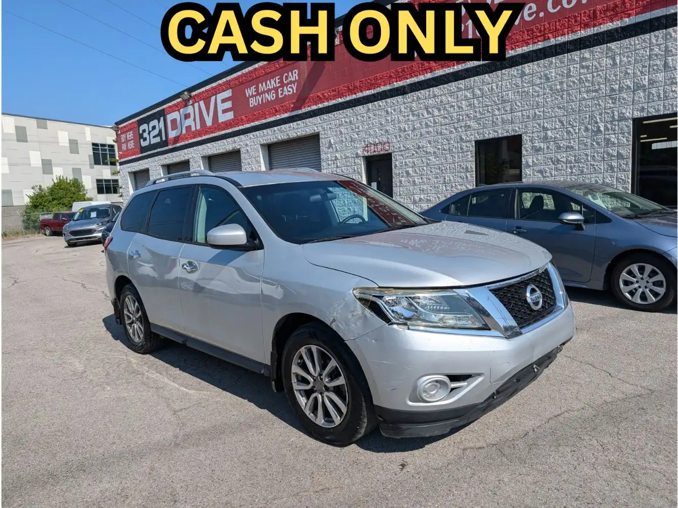 2016 Nissan Pathfinder S 2WD's photo
