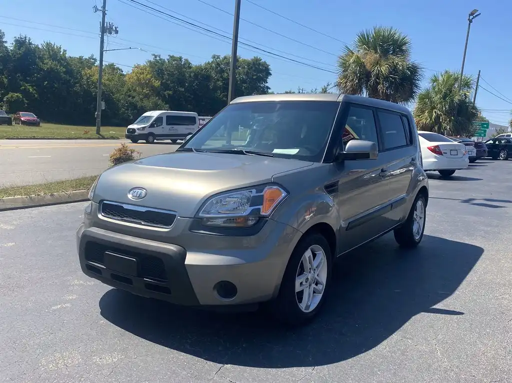 2011 Kia Soul 2.0 Auto Exclaim's photo