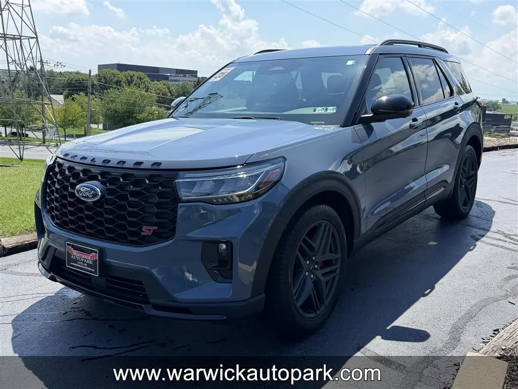 2025 Ford Explorer ST 4WD PL535 photo 4