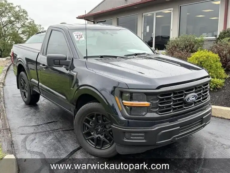 2025 Ford F-150 XL Regular Cab 6-1/2' Box's photo