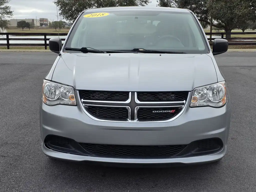 2018 Dodge Grand Caravan SE's photo