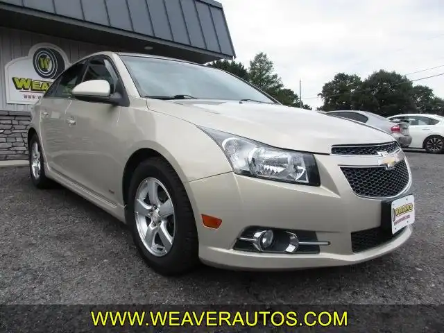 2011 Chevrolet Cruze 2LT Sedan 4-Door's photo