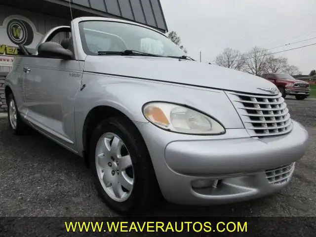 2005 Chrysler PT Cruiser Touring Convertible's photo