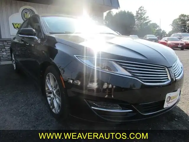 2013 Lincoln MKZ Front Wheel Drive's photo