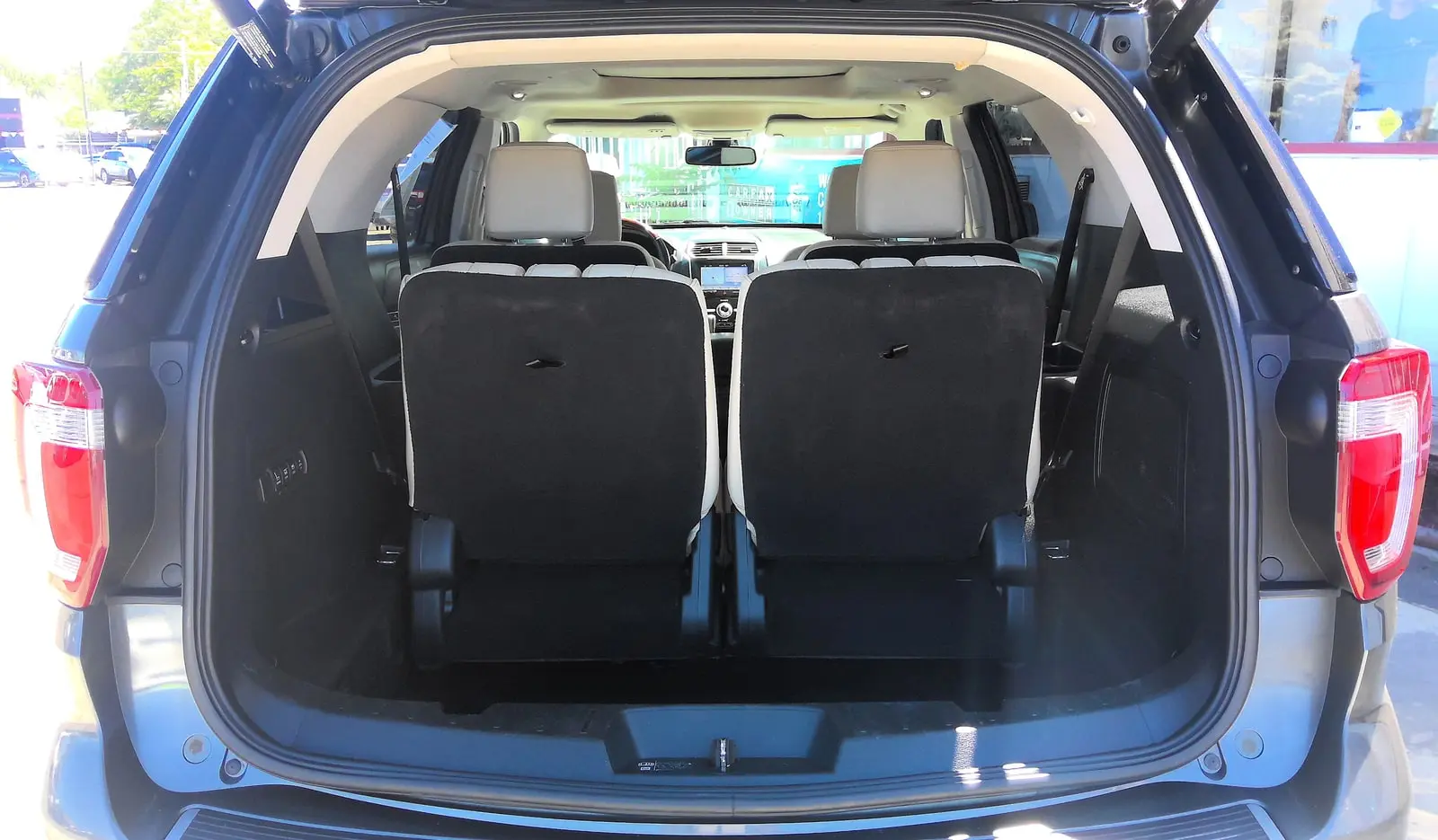 2019 Ford Explorer Platinum 4WD photo 5