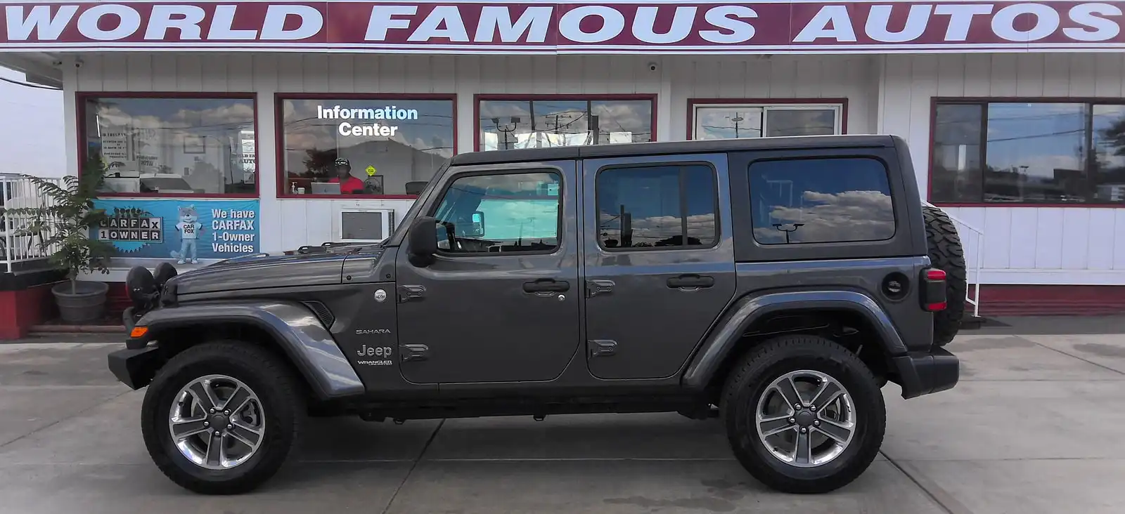2018 Jeep Wrangler Sahara's photo